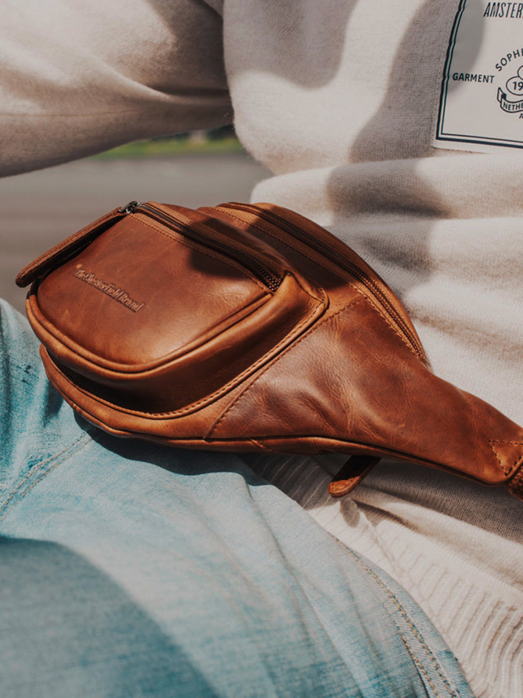 Kožená ledvinka The Chesterfield Brand Jacki – koňak